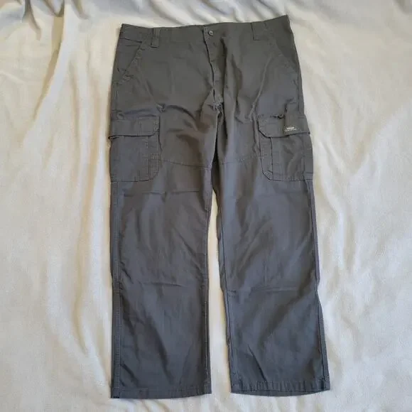 WRANGLER Jeans Mens 40x30 Black RELAXED FIT CARGO Pockets Five Star Premium - Picture 1 of 15